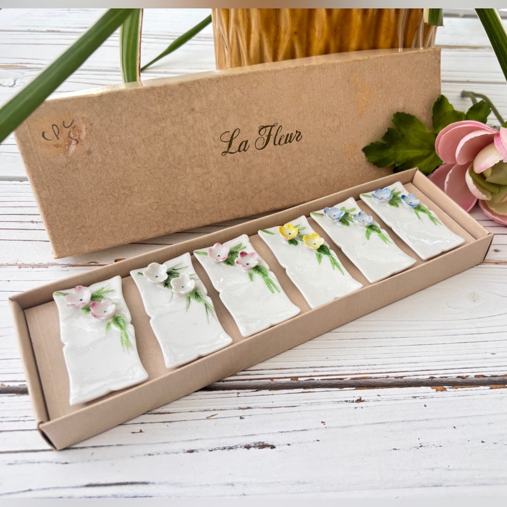 Vintage La Fleur Porcelain Place Card Holders